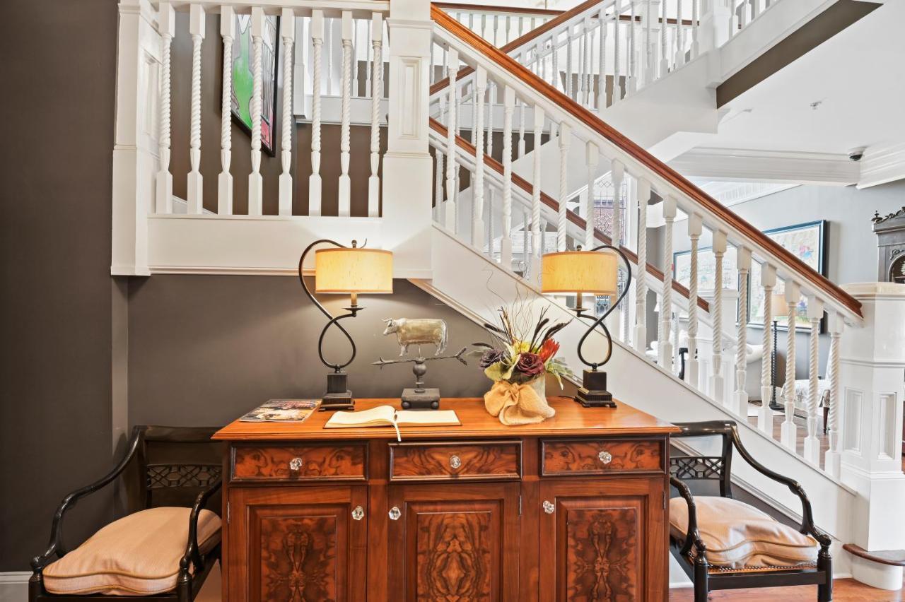 The James Madison Inn Luaran gambar