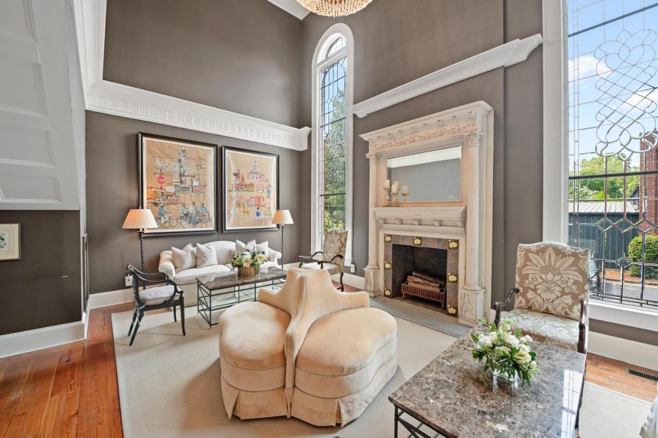 The James Madison Inn Luaran gambar