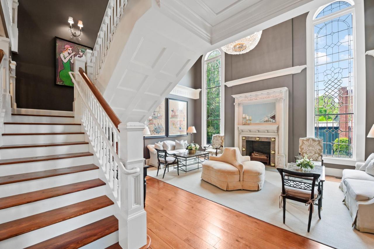 The James Madison Inn Luaran gambar