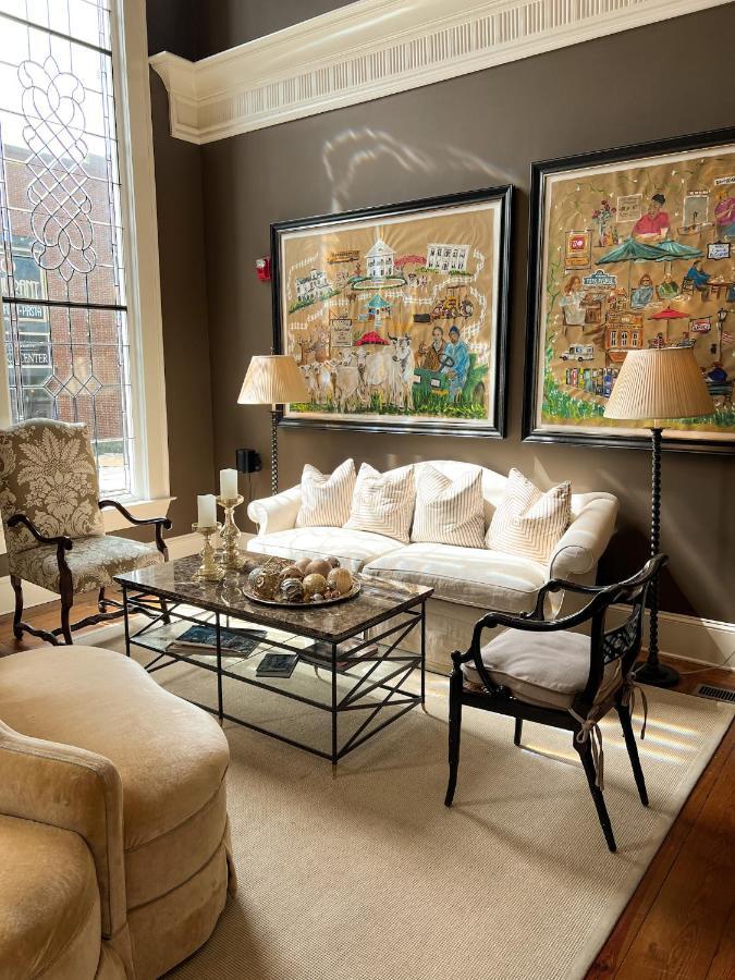 The James Madison Inn Luaran gambar